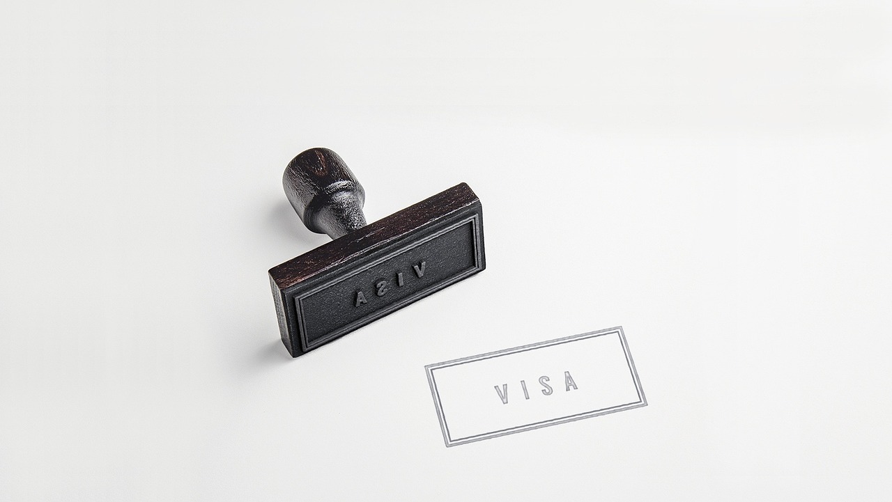 Read more about the article UK Spouse Visa: Complete Guide and FAQs for 2025