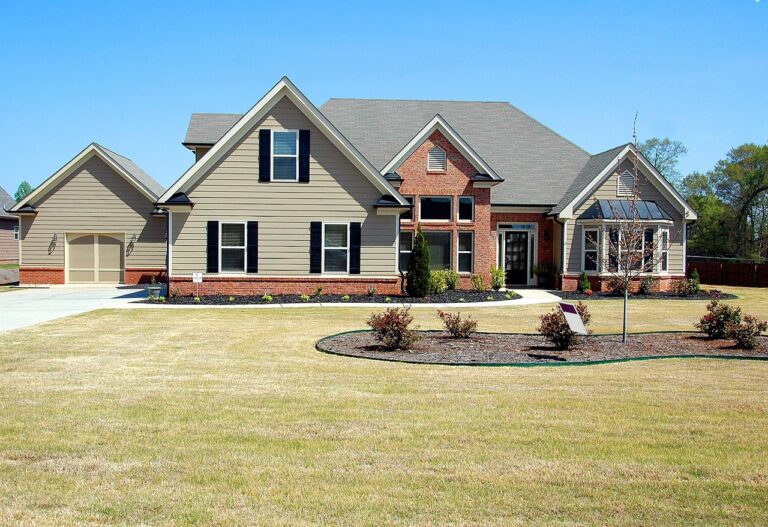 Detached home at risk of house sale fall through due to conveyancing delays.